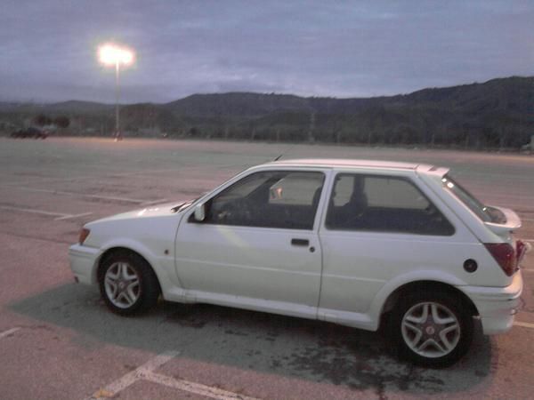 ford fiesta xr2