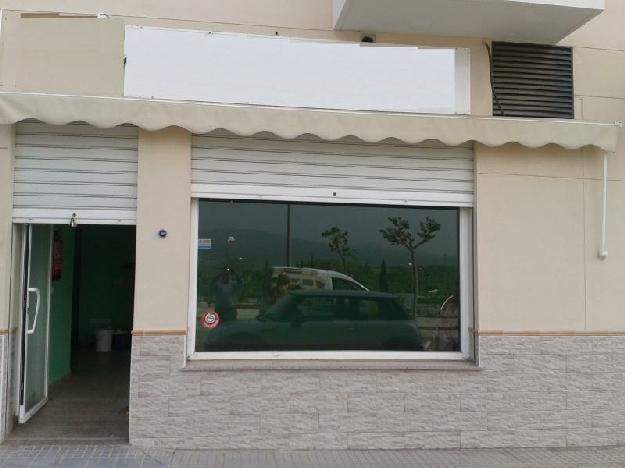 Local comercial en Vélez-Málaga