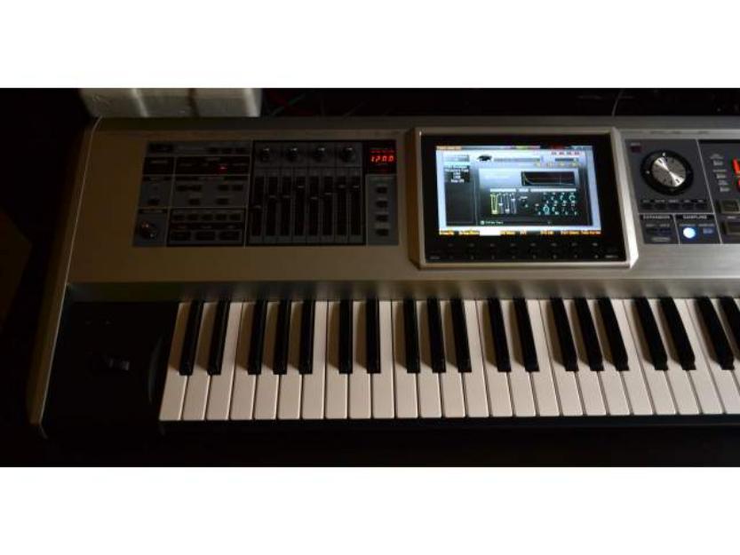 Roland fantom g6