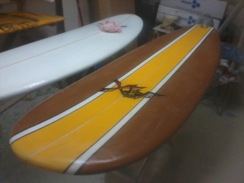 tablas de surf hechas a mano.