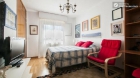 Rooms available - Quiet 3-bedroom apartment in residential La Paz - mejor precio | unprecio.es