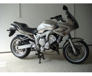 YAMAHA FZ6 FAZER