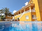 Chalet con 4 dormitorios se vende en Marbella, Costa del Sol - mejor precio | unprecio.es