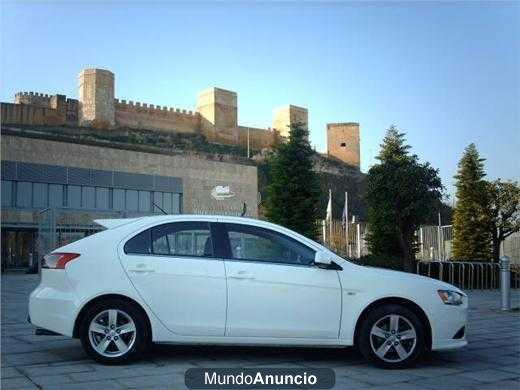 Mitsubishi Lancer Sportback 2.0 DID Invite