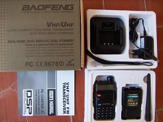 walkie talkie bibanda baofeng UV5R