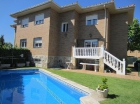 Casa adosada en Villaviciosa de Odón - mejor precio | unprecio.es
