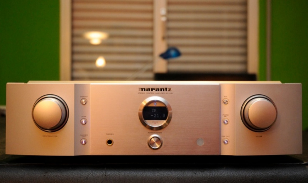 Preamplificador Stereo High-End Marantz SC-11S1