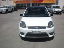 FORD TRANSIT CONNECT CERRADA