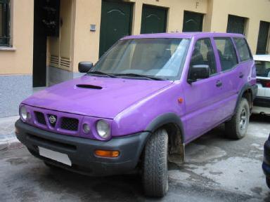 Venta de coche Nissan Terrano II 2.7 Td '99 en Fuencarral