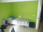 2 habitaciones solo agosto, chicas. - mejor precio | unprecio.es