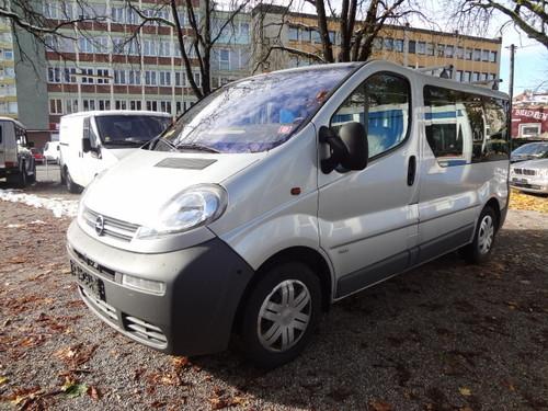 Opel Vivaro Com.6 1.9DTI Corto 2700