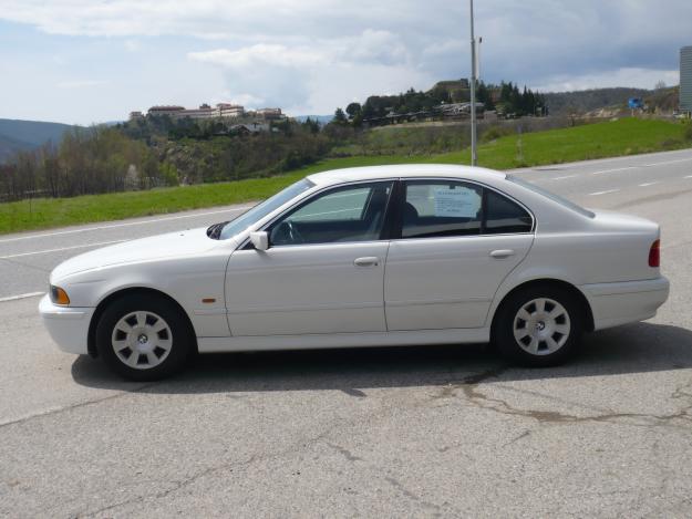BMW 525 I BLANCO, IMPECABLE 13.500€ - Barcelona