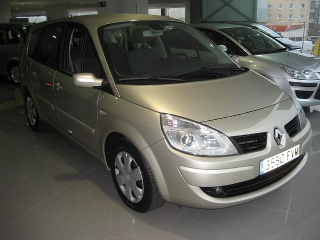RENAULT GRAND SCENIC 1.9 dci BUSSINES