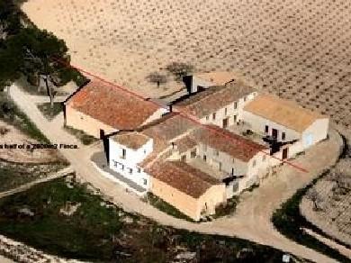 Chalet con 3 dormitorios se vende en La Font de la Figuera
