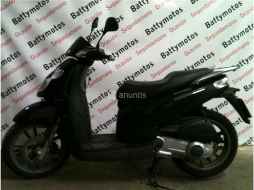 PIAGGIO CARNABY 200