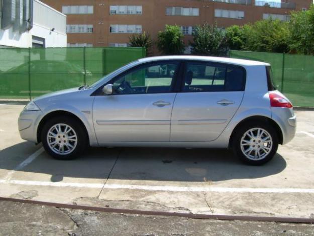 RENAULT Megane 1.5dci emotion 105 eco2