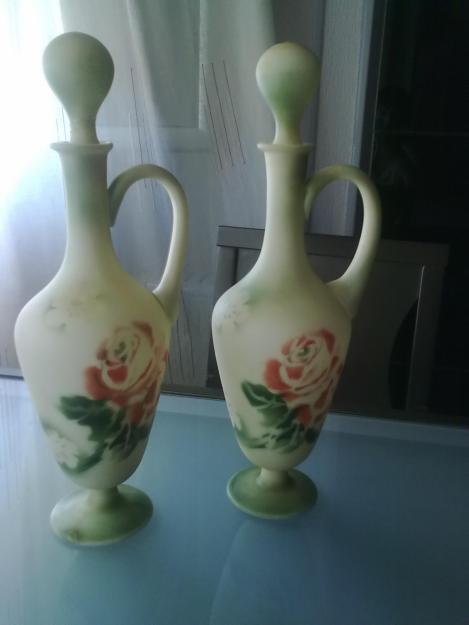 SE VENDEN ANTIGUEDADES.