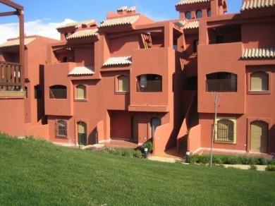 Apartamento con 3 dormitorios se vende en Estepona, Costa del Sol