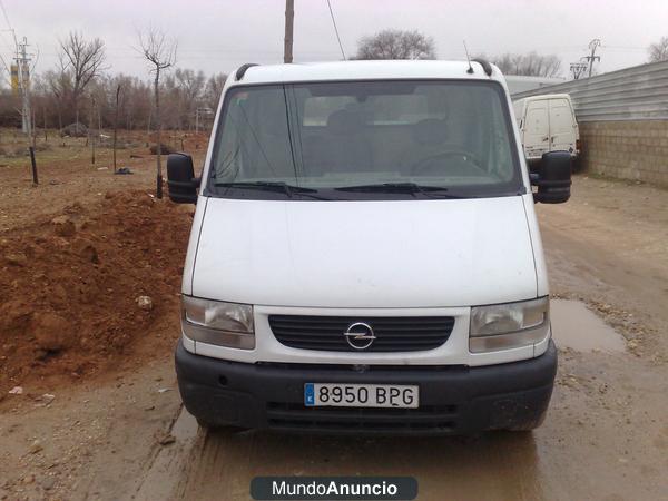 Vendo o cambio por coche  furgoneta opel movano anio 2002