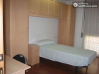 Rooms available - Refurbished 2-bedroom apartment in trendy La Latina - mejor precio | unprecio.es