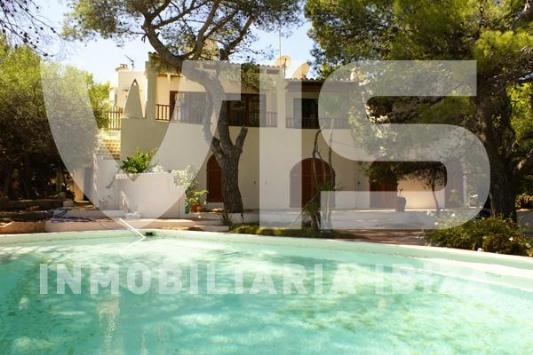 5 Dormitorio Casa En Venta en Cala de San Vicente, Ibiza
