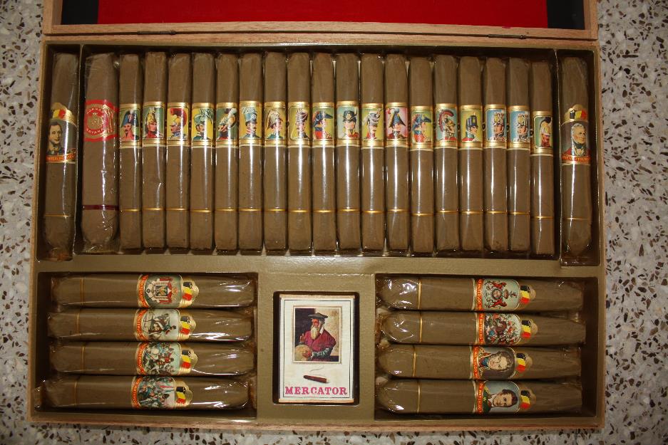 coleccion de puros y vitolas antigúo