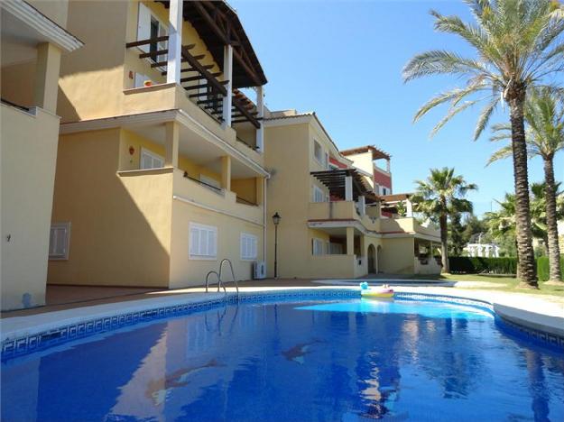 Apartamento en Sotogrande, muy cerca del mar y campo de golf