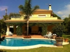 Chalet con 3 dormitorios se vende en Estepona, Costa del Sol - mejor precio | unprecio.es