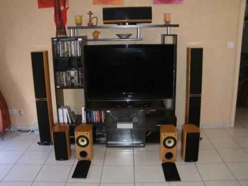 Conjunto de columnas + + embarazadas Central de Pioneros