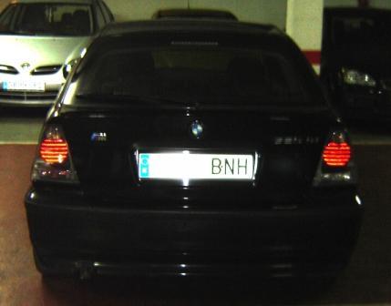 VENDO BMW MODELO 320 COMPACT NEGRO METALIZADO PRECIO 8000 EUROS NEGOCIABLE