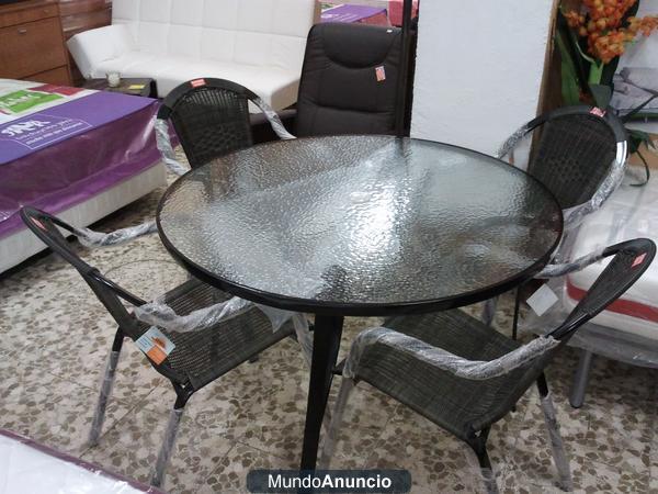 REBAJA EN MESA + SILLAS DE TERRAZA