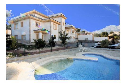 9 Dormitorio Chalet En Venta en Alfas del Pi (l'), Alicante