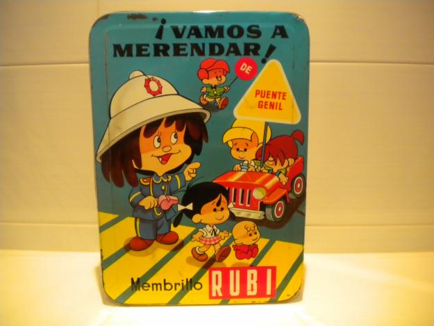 Caja de menbrillo la familia telerín de vamos a la cama