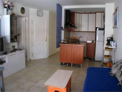 Apartment for Sale in Alicante, Comunidad Valenciana, Ref# 2764174