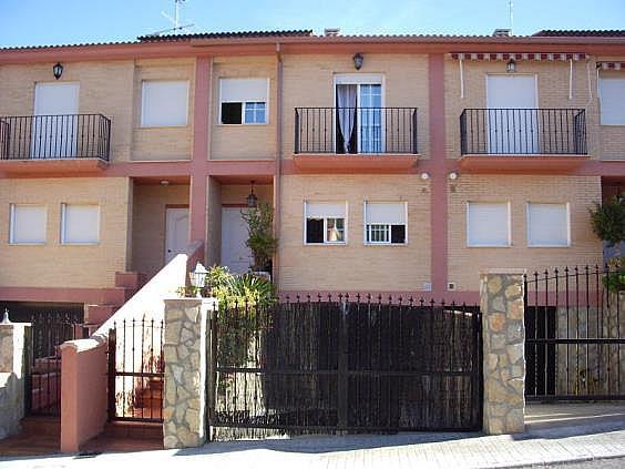 Casa adosada en Serra
