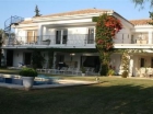 Chalet con 5 dormitorios se vende en Estepona, Costa del Sol - mejor precio | unprecio.es