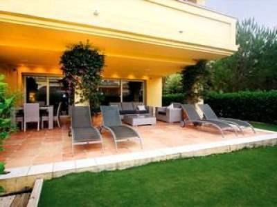 Apartment for Sale in Malaga, Andalucia, Ref# 2762217