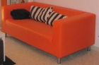 sofa polipiel naranja seminuevo 180 cms - mejor precio | unprecio.es