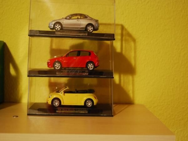 VENTA DE 19 COCHES MINIATURA ESCALA 1/43