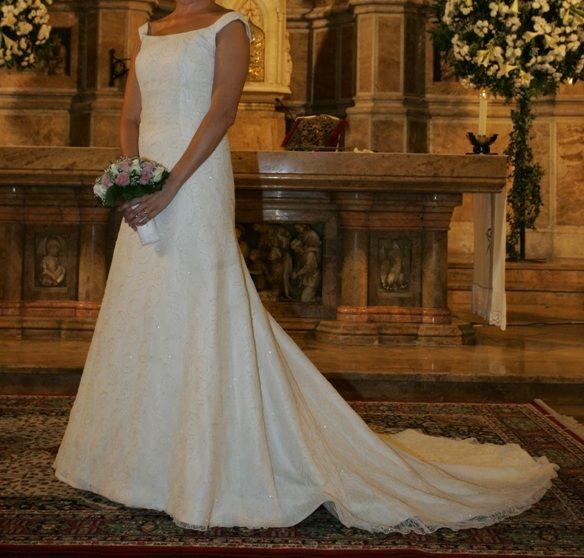 Vendo precioso y sencillo traje de novia del 2007