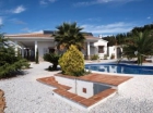Chalet con 3 dormitorios se vende en Moclinejo, Axarquia - mejor precio | unprecio.es
