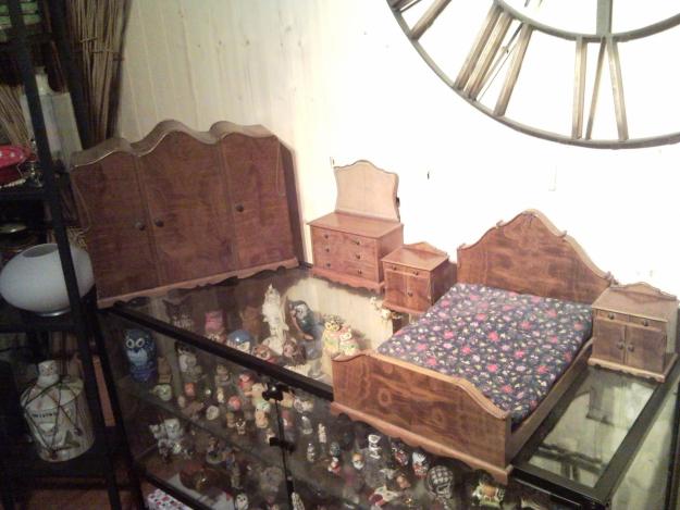 Habitacion a escala aprox. 1:5, hecha a mano del principios del XX