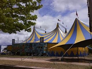 CIRCO PIRAÑA SHOW EN SANT ANDREU DE LA BARCA