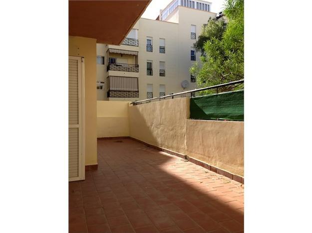 Apartamento de 2 hab y terraza en Arona