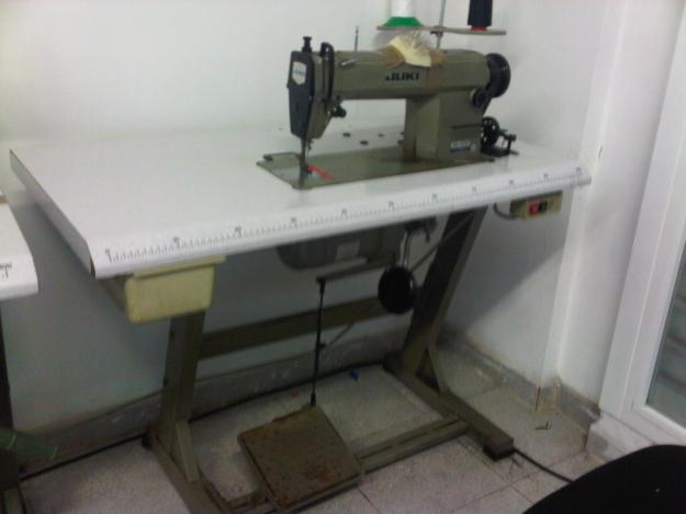Maquina de coser plana industrial