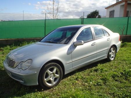 Mercedes Clase C 270 advantarge cdi en BADAJOZ