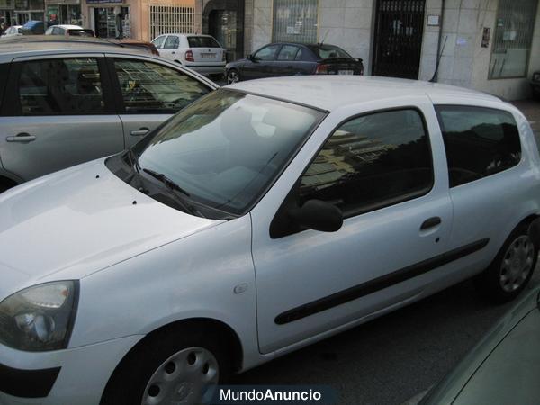 Se vende Renault Clio