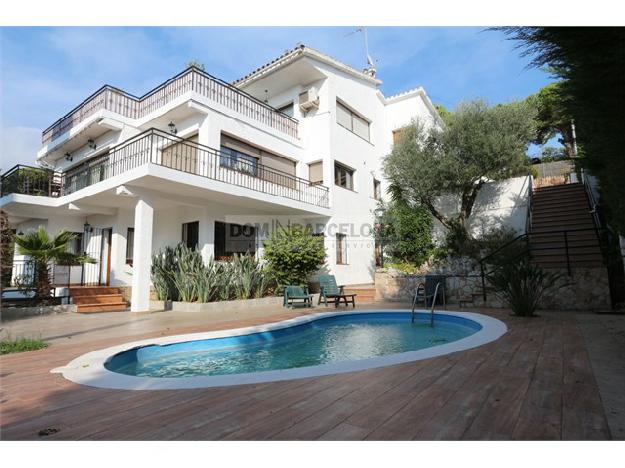 Casa en la Urbanización de la Montgoda de Lloret de Mar.