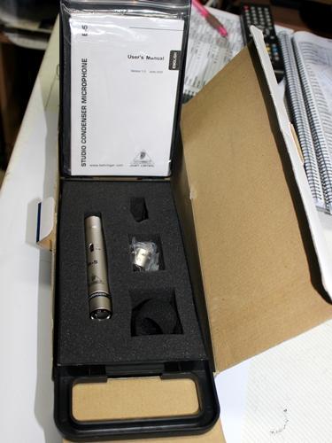 Microfonos bheringer b5 (cambio por movil)