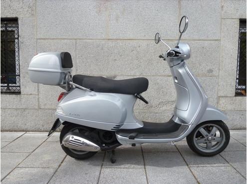 Vespa LX 125